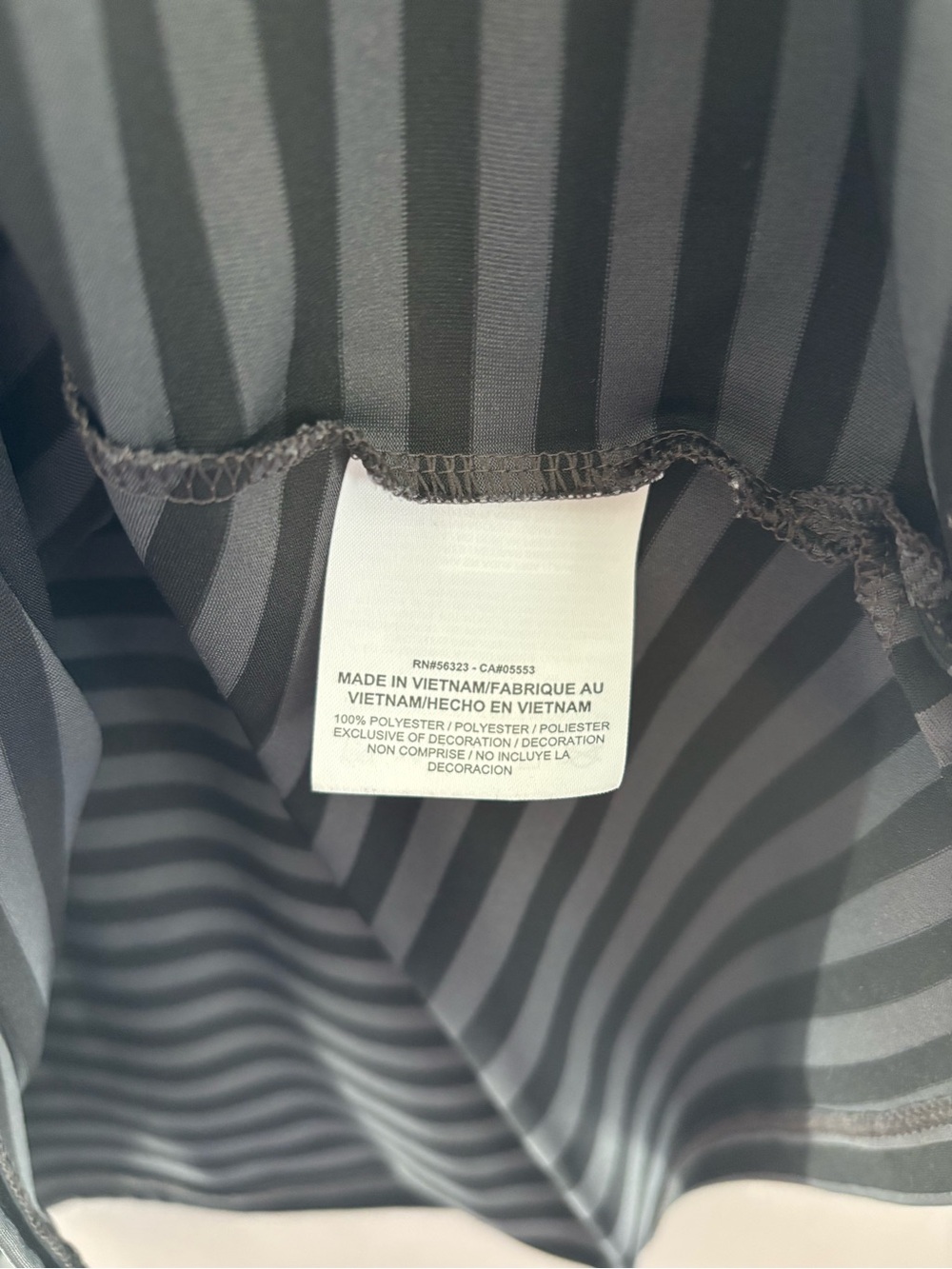 EUC Nike Golf Top Size Large - Picture 5 of 7
